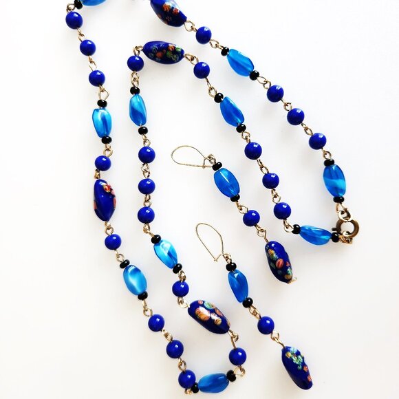 VINTAGE MURANO COBALT BLUE MILLEFIORI GLASS BEADS NECKLACE AND EAR RINGS SET - Picture 2 of 6